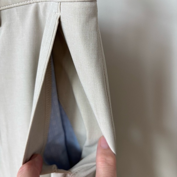 Peter Millar Casual Golf Shorts Size 38 - Picture 4 of 10